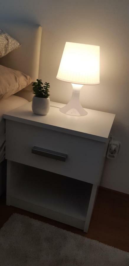 Apartment With Garage Lavici 자그레브 외부 사진