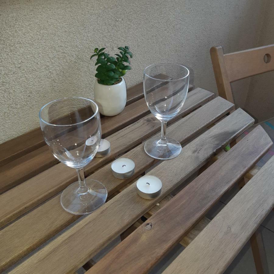 Apartment With Garage Lavici 자그레브 외부 사진